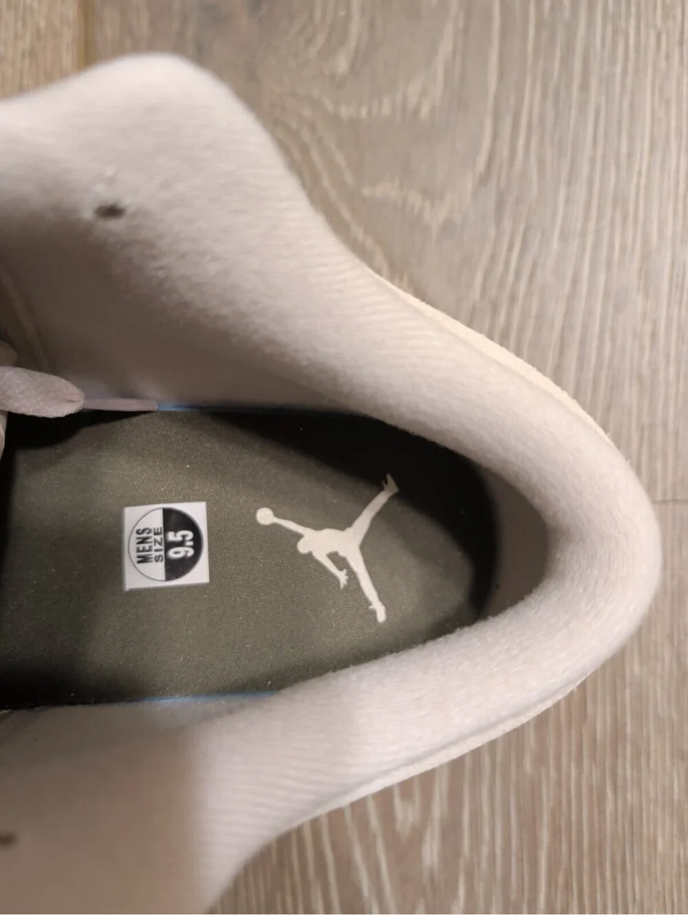 HV4089-201 Nike Air Jordan 1 Low SE Medium Olive (Men's)